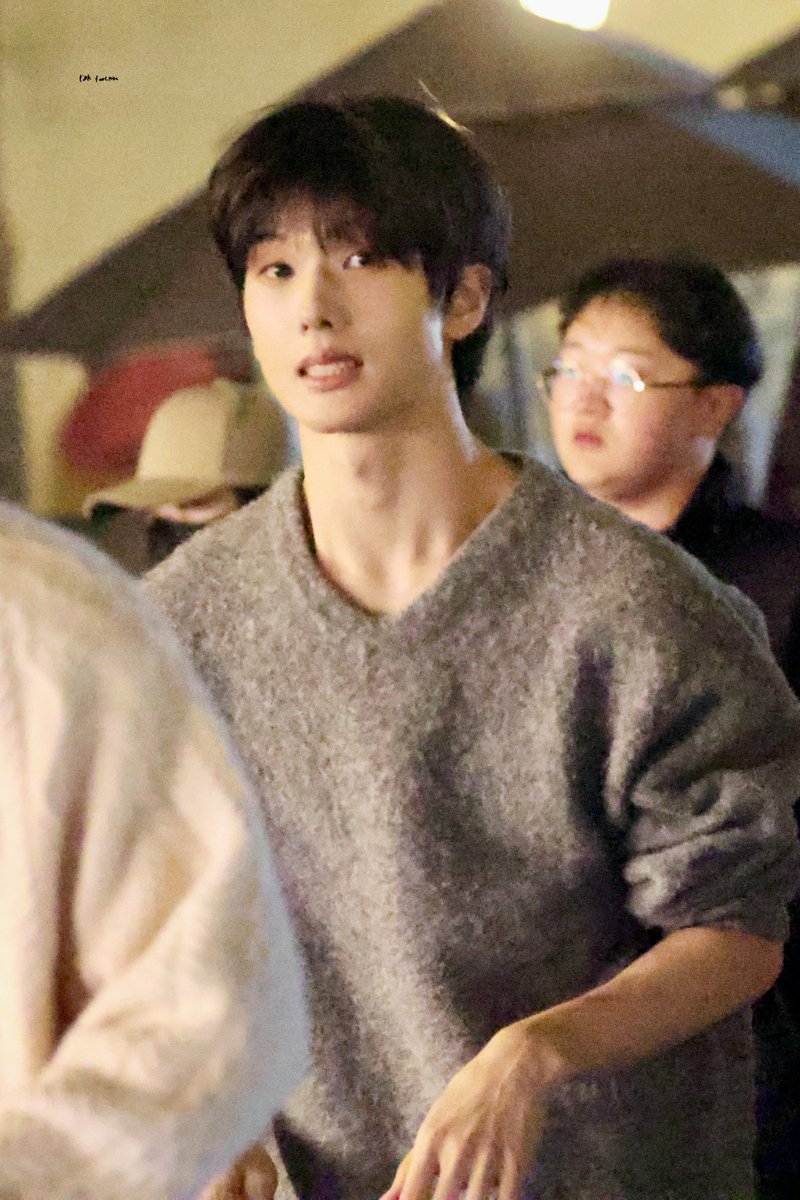 pinkfootprint25's tweet image. 251021 덕밥집 수고했어!
#지성 #JISUNG #志晟 #チソン #NCTDREAM