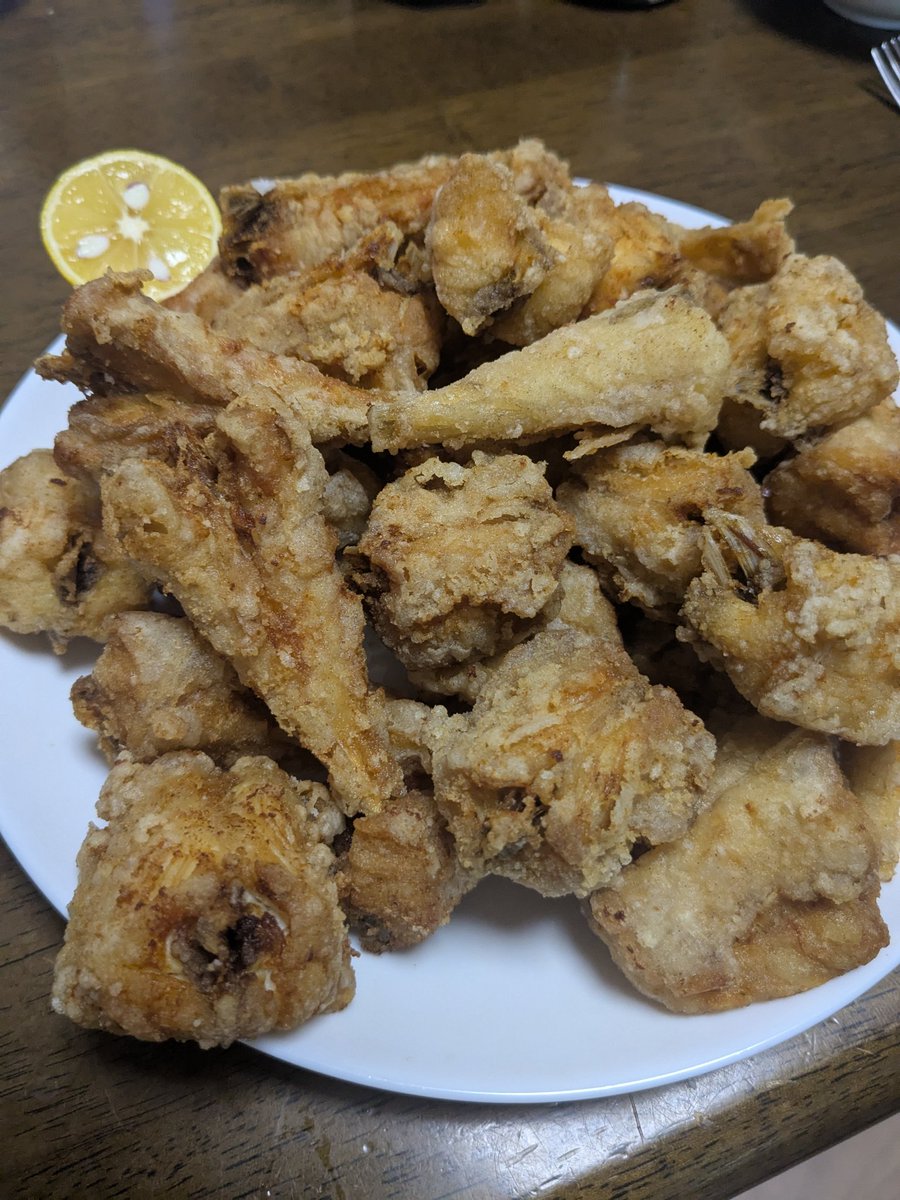サバフグの唐揚げできたどおぉぉ
ビールが止まらんなるやつ