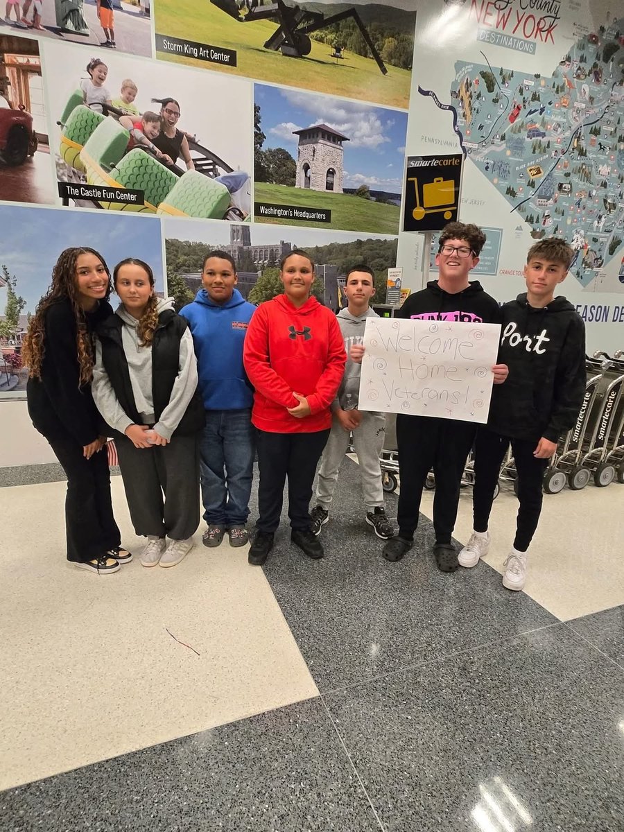 pjschools's tweet photo. #HonorFlight2025! Thank you, PJ for supPORTing this great program honoring our Veterans--staff, students, volunteers, and more! #PortPride in action! Thank you for being there! https://t.co/EfrW0REhQ4