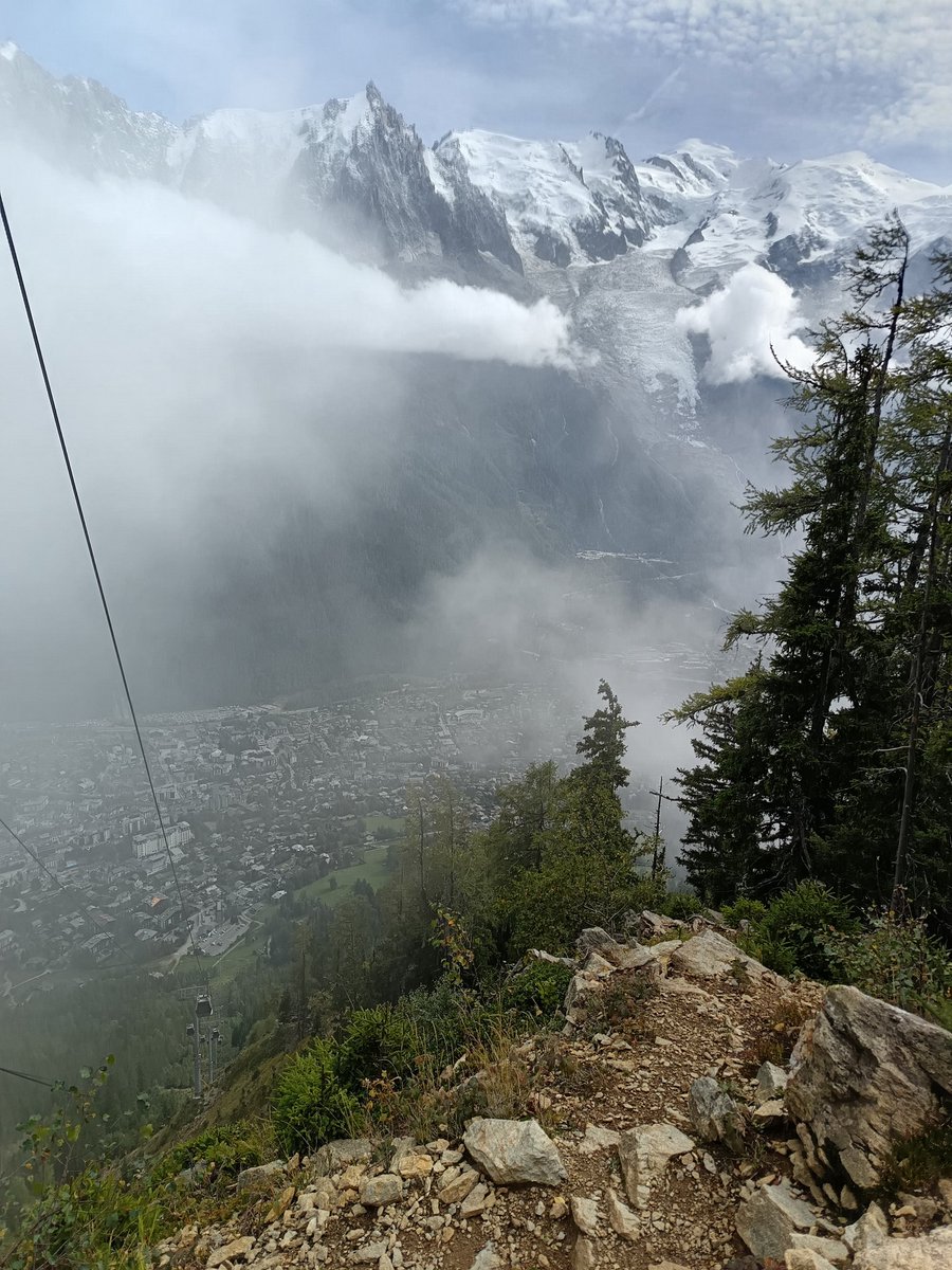 declantraynor1's tweet photo. Nothing will blow the cobwebs off better than the Chamonix vertical 1km run, topping out at 2050m altitude.. https://t.co/6SCYIWcZNx