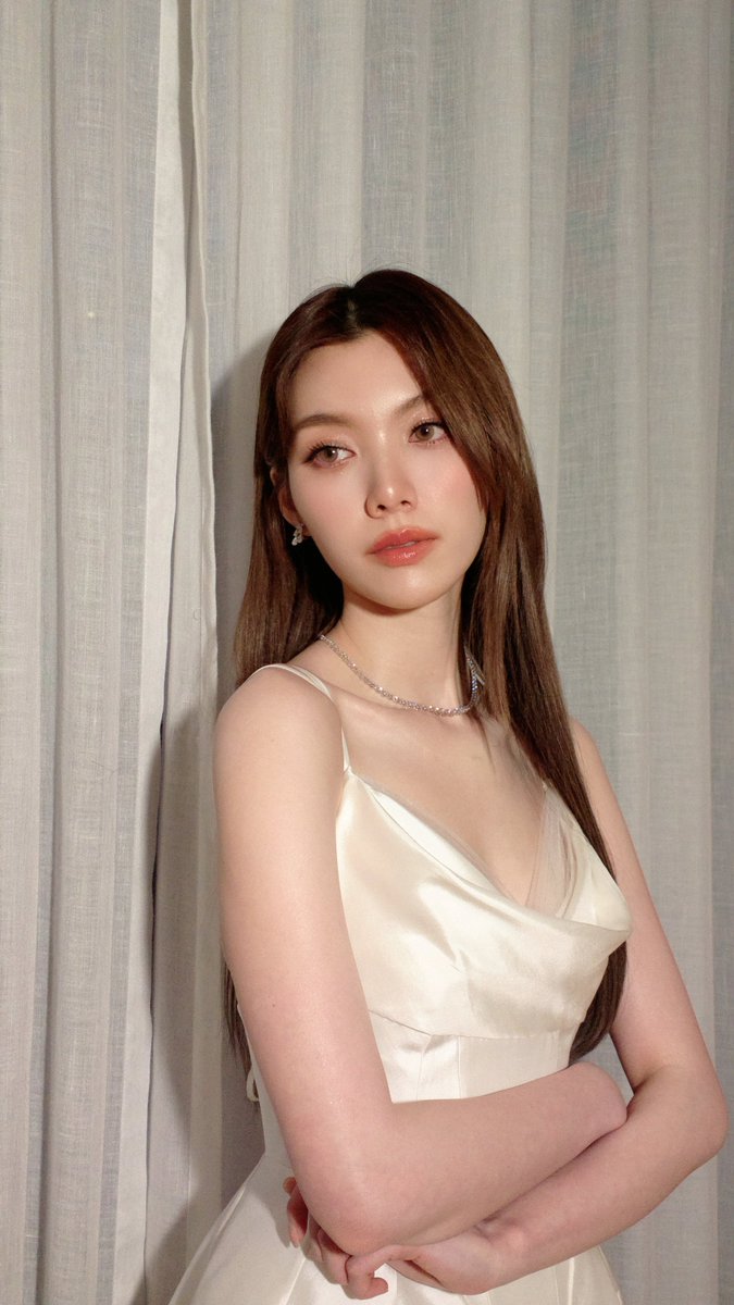 เอารูปพี่คนสวย น้องคนสวยมาฝากค้าบบ ✨

#LingOrm #หลิงออม
#linglingkwong #หลิงหลิงคอง
#ออมกรณ์นภัส #OrmKornnaphat