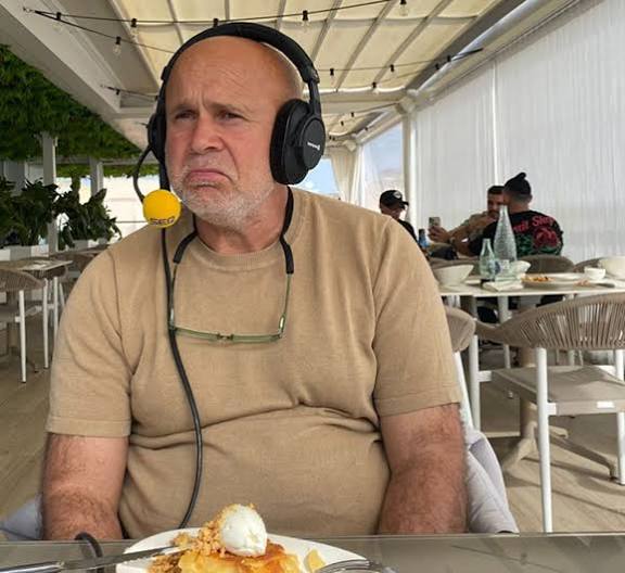 📻 A las 15:20h 

⚽ Novedades del entreno del <a href="/RCD_Mallorca/">RCD Mallorca</a> y los registros goleadores de <a href="/MuriqiVedat/">Vedat Muriqi</a> 

Bota de bronce con <a href="/SergioTiscar/">Sergio Tíscar Ronda</a> 

🚨 Analizamos la destitución de Paco Jémez en la <a href="/ibizaud/">UD Ibiza 🩵</a> con Joan Tur 

🎙️ Jaume Mut, nuevo entrenador del Porreres y su capitán Algaba.