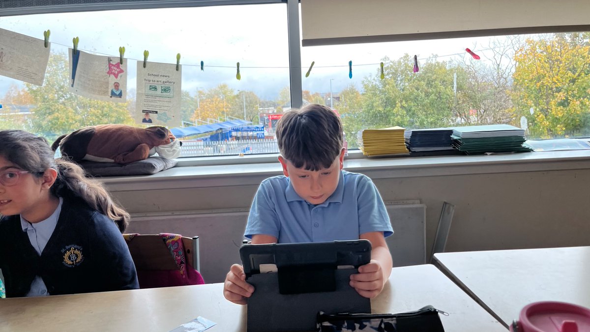 StBernardsPS's tweet image. 🐦💻 P4 & P5 lunchtime coders took on the Angry Birds coding challenge! 🎯 Using repeat blocks to boost efficiency and smash through levels — amazing focus and teamwork! 👏🔥
#codeweek2025 @CodeWeekEU @CodeOrg @DL_for_All