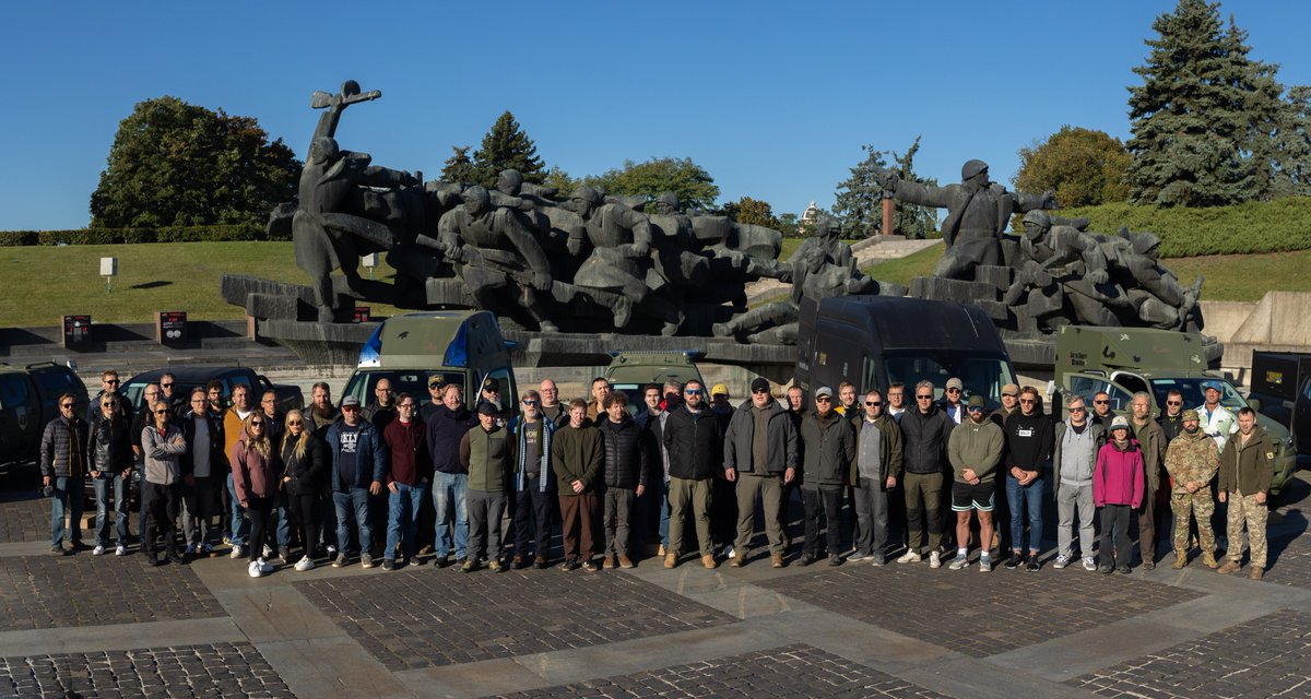 We will not leave Ukraine alone! 

Drop a 🇺🇦 to show your support 👇