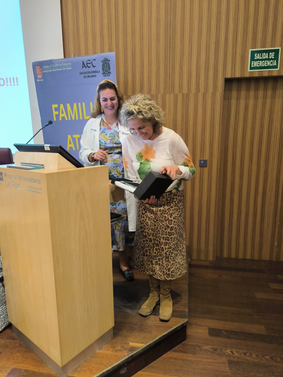 Un enorme ¡gracias! 🙌 al profesor Gómez Alonso, al Dr. <a href="/josemjover/">Jose María Jover</a>, al Dr. Navarro y la Dra. <a href="/MontonSoledad/">Soledad Monton</a> por su dedicación y esfuerzo en los cursos #ATLS España.
Gracias a su implicación, seguimos mejorando la atención al trauma en nuestro país.
<a href="/StcuaeC/">AECUrg</a> #familiaATLS #25años