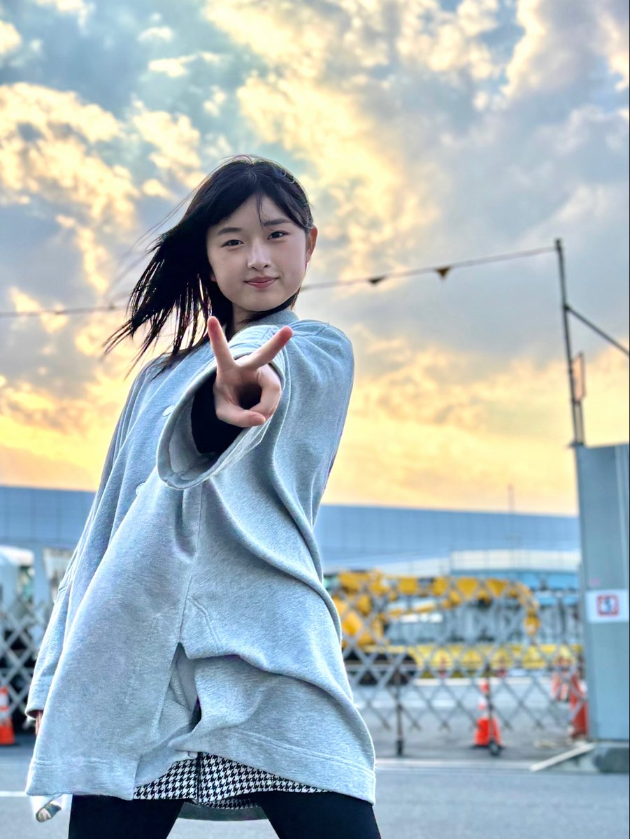 HooNoka2142's tweet image. 一気に冬に近づいた気がする🥺
寒いのはやだなぁ🥲
外出はサバイバル！
手足は凍るし、キックミットは足がヒリヒリする💥
冬はより一層気合いが必要だね👊