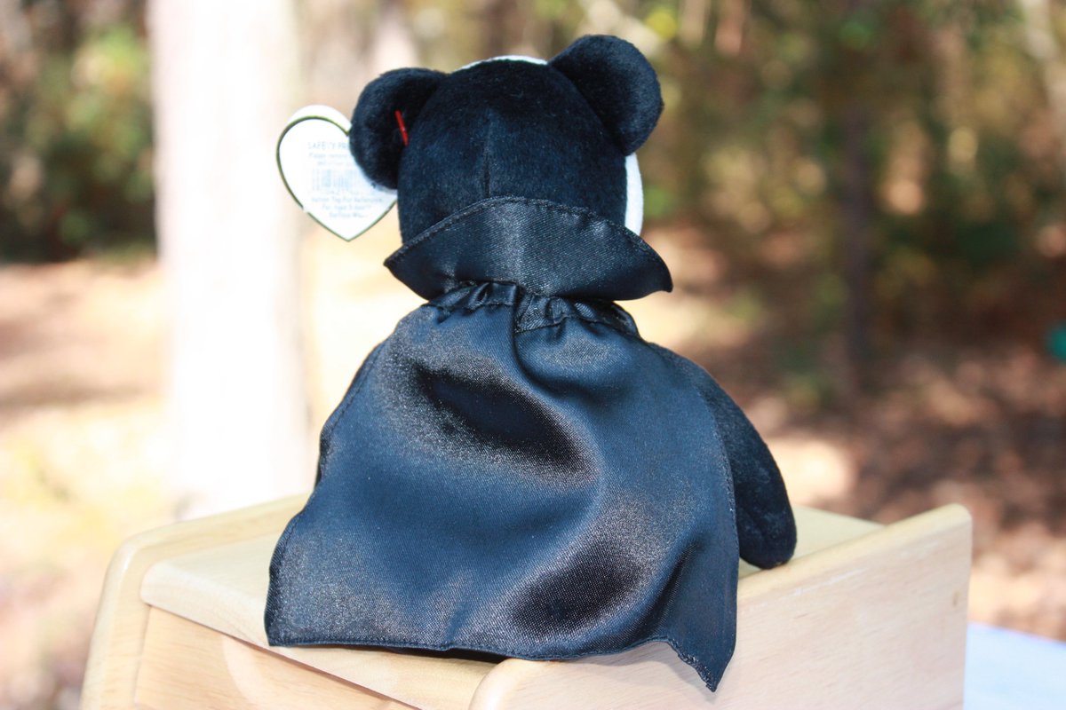 ImagineThatBaby's tweet image. #Count #Ty #Beanie #Baby #Bear #Halloween #toy 
etsy.com/listing/166681…