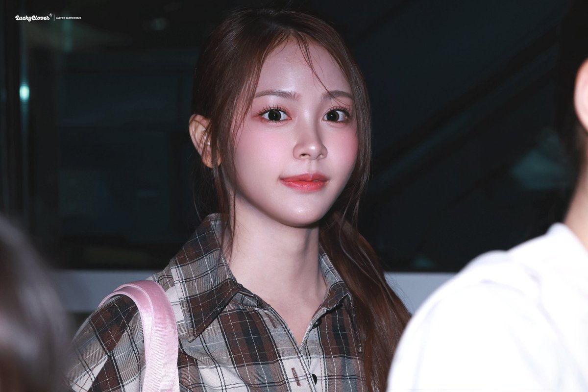 Lucky2clover_'s tweet image. 251021

#Hearts2Hearts #하츠투하츠 #H2H 
#CARMEN #카르멘