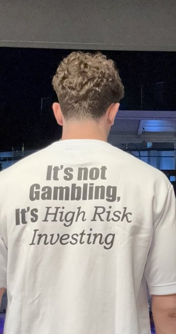 CHARTISKING's tweet photo. 🎯 Most traders call it “high-risk investing.”
But the truth? It’s gambling with confidence until you have a real edge.
Discipline turns gamblers into professionals.
Without it — you’re just rolling dice on a chart. 🎲📉

#TradingPsychology #DisciplineOverLuck https://t.co/nKxiNxUJKA