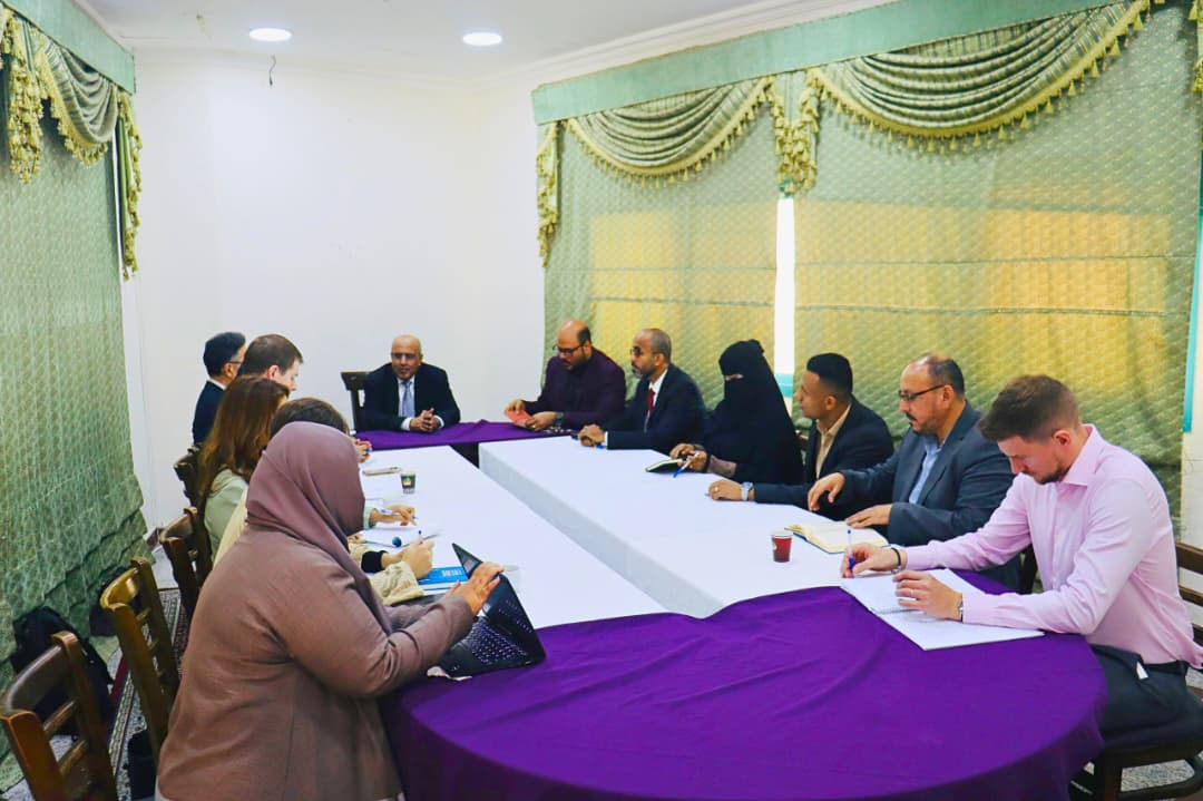 الكثيري يبحث مع وفد المبعوث الأممي مستجدات العملية السياسية وجهود إحلال السلام في بلادنا

الثلاثاء ٢١ أكتوبر ٢٠٢٥

التقى الأستاذ علي عبدالله الكثيري، رئيس الجمعية الوطنية للمجلس الانتقالي الجنوبي، اليوم الثلاثاء في مدينة المكلا، وفدًا من مكتب المبعوث الخاص للأمين العام للأمم