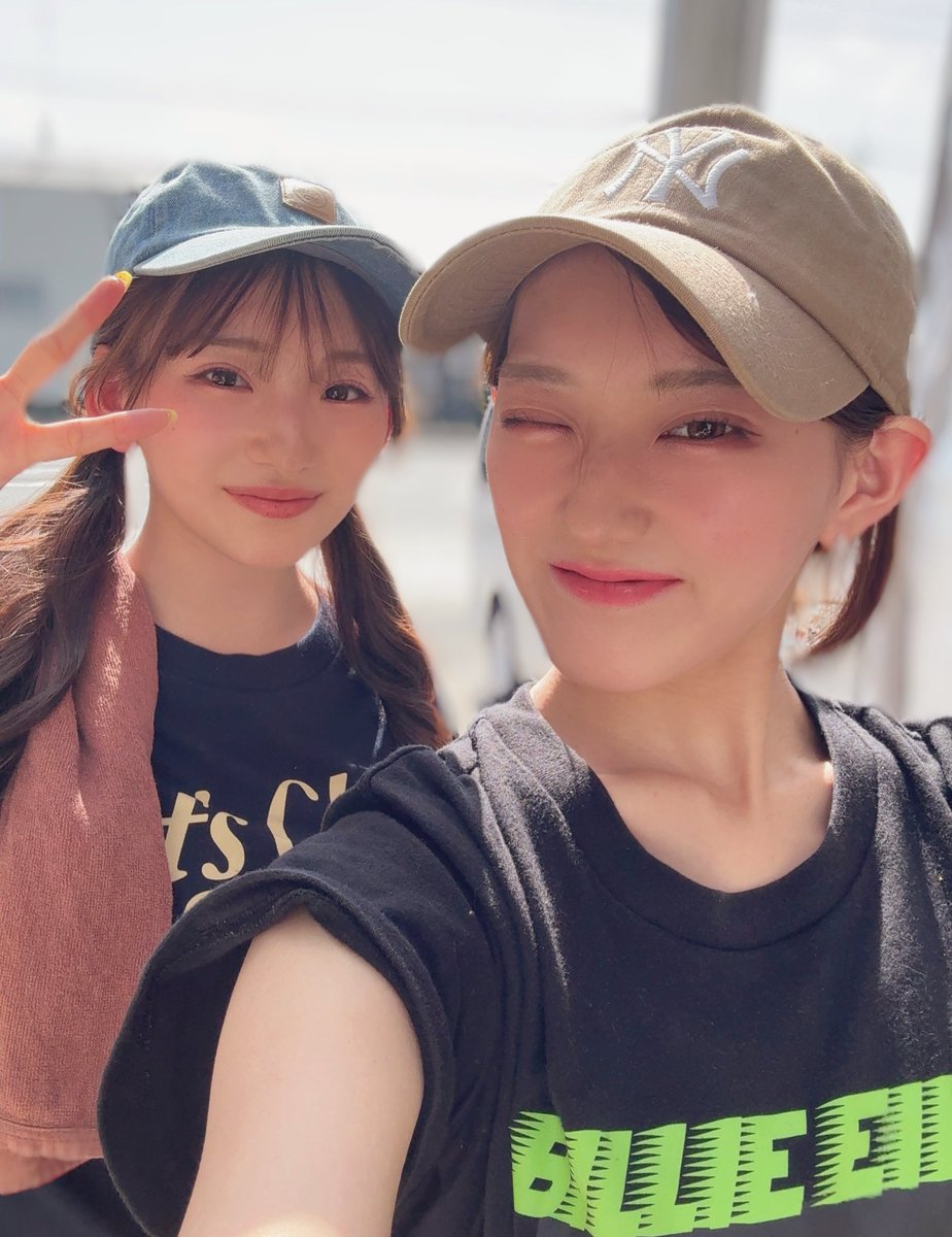 luna_ichise's tweet image. 最近バタバタしてて気づいたら夏があっという間に終わってた☀️💭
少しずつ涼しくなってきて、もう秋の気配🍁🫶🏻
みんな元気にしてるかな？☺️💛

📸暑すぎた日の思い出🥵笑

#endofsummer 
#hellofall