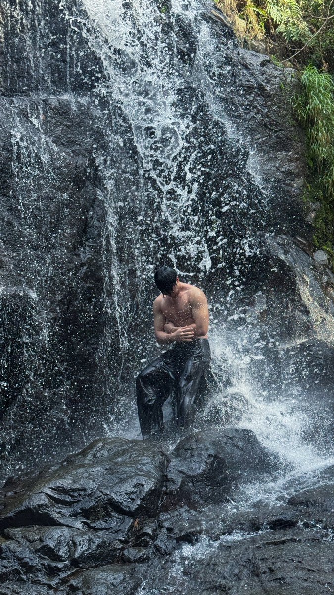 shinnalll_'s tweet image. เดินป่าสนุกมากกก