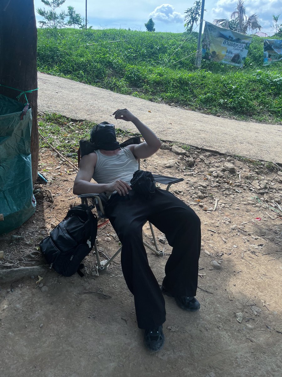 shinnalll_'s tweet image. เดินป่าสนุกมากกก