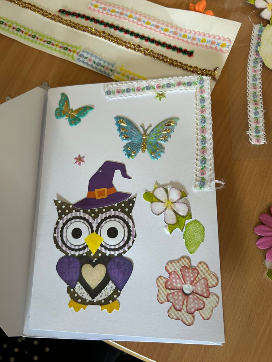 palmsrow's tweet photo. We made these #halloween cards at Westbourne and everyone is getting excited for our party on Friday! 👻🎃 https://t.co/TWOLLYofXK