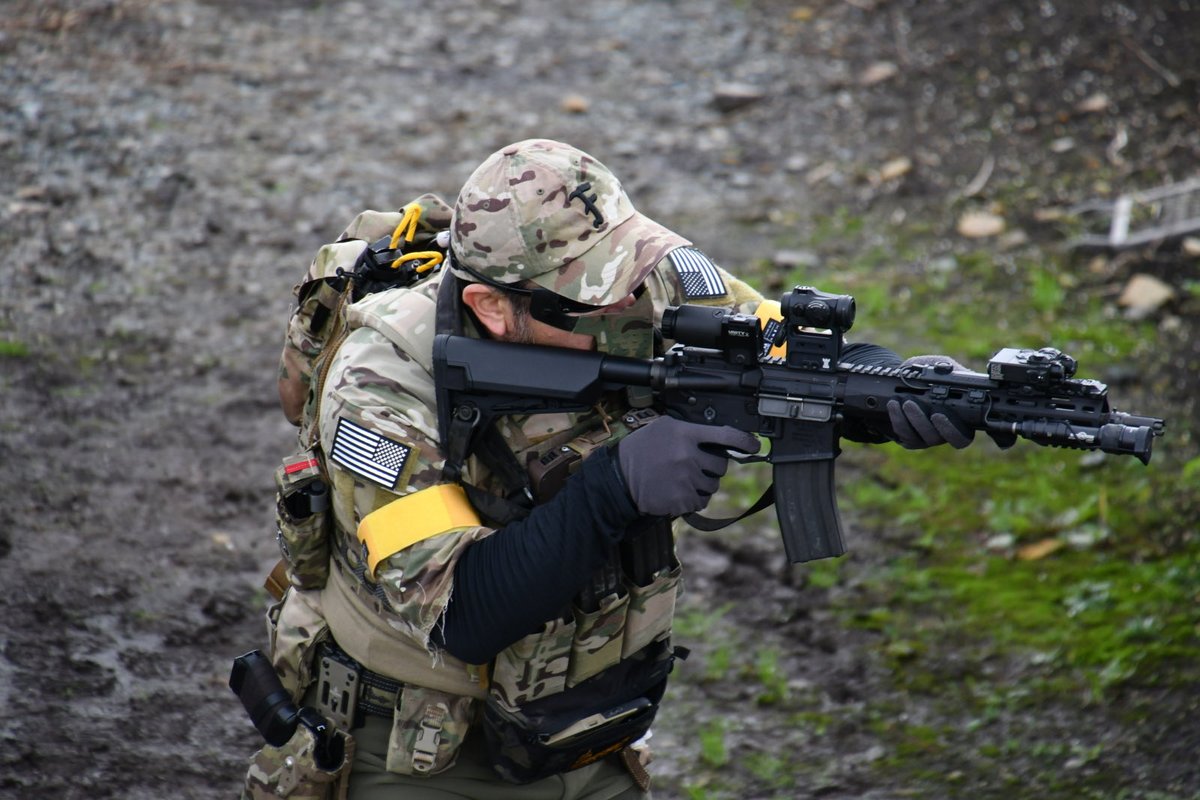 この数秒後すっ転びます
#バリスタ
📸<a href="/2006e856a06042a/">MADTRIGGER(kouki)</a>