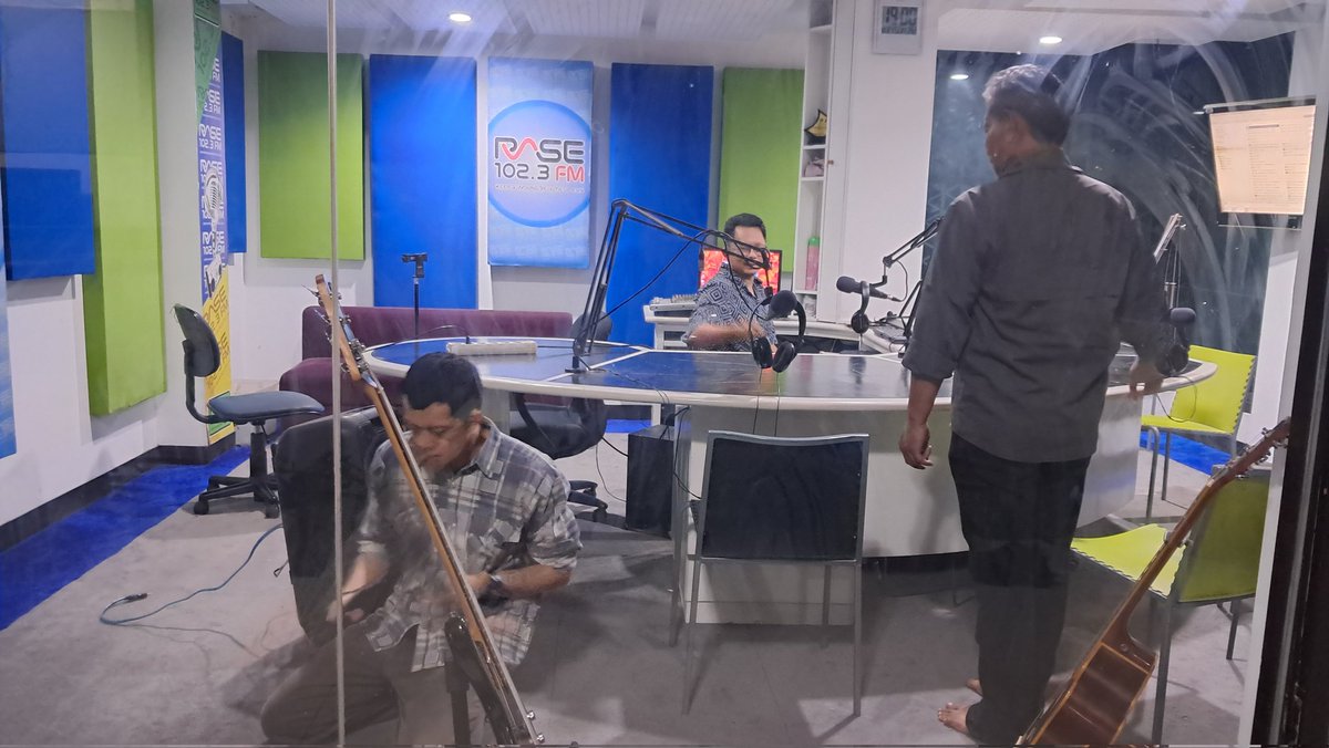 ๐ โโโโโโโ โโโโโโโ ๎จ ๐ป (@rickynsas) on Twitter photo <a href="/abahdonny/">donny hendramanik</a> jelang radio promo single NONA KECILKU (Song for Shannon) di <a href="/rasefmbandung/">RASE FM BANDUNG</a> Rase FM Bandung 19.00 - 20.00 wib. Host Bobby M Iqbal <a href="/ibobmz/">bobby m iqbal</a> <a href="/abahdonny/">donny hendramanik</a> jelang radio promo single NONA KECILKU (Song for Shannon) di <a href="/rasefmbandung/">RASE FM BANDUNG</a> Rase FM Bandung 19.00 - 20.00 wib. Host Bobby M Iqbal <a href="/ibobmz/">bobby m iqbal</a>