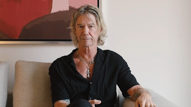 BLABBERMOUTHNET's tweet image. DUFF MCKAGAN On Playing With IGGY POP: 'He's The Real Deal' blabbermouth.net/news/duff-mcka…