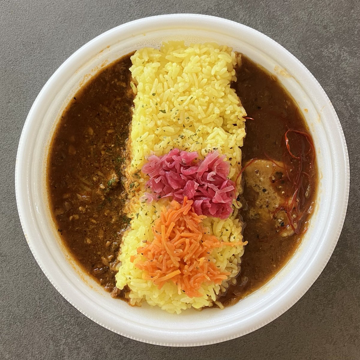 スパイスカレーを買えてこそセブンイレブン。