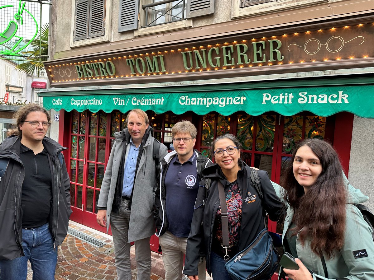 JavaLandConf's tweet image. Gestern fand im Europa-Park Rust die Programmsitzung zur #JavaLand 2026 statt. Die Expertinnen- und Expertenköpfe liefen auf Hochtouren, um für euch ein abwechslungsreiches und spannendes Programm zusammenzustellen. Am Ende wurde mit vereinten Kräften der erste Entwurf erstellt.