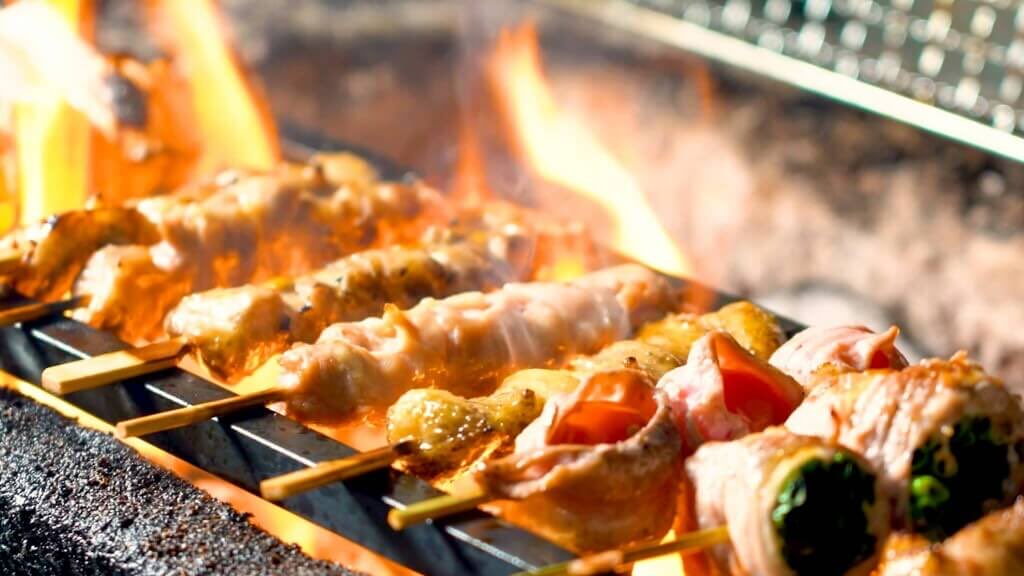 焼き鳥と炉端 うち田札幌駅前店】 北3西2に北海道の新鮮魚介を豪快に