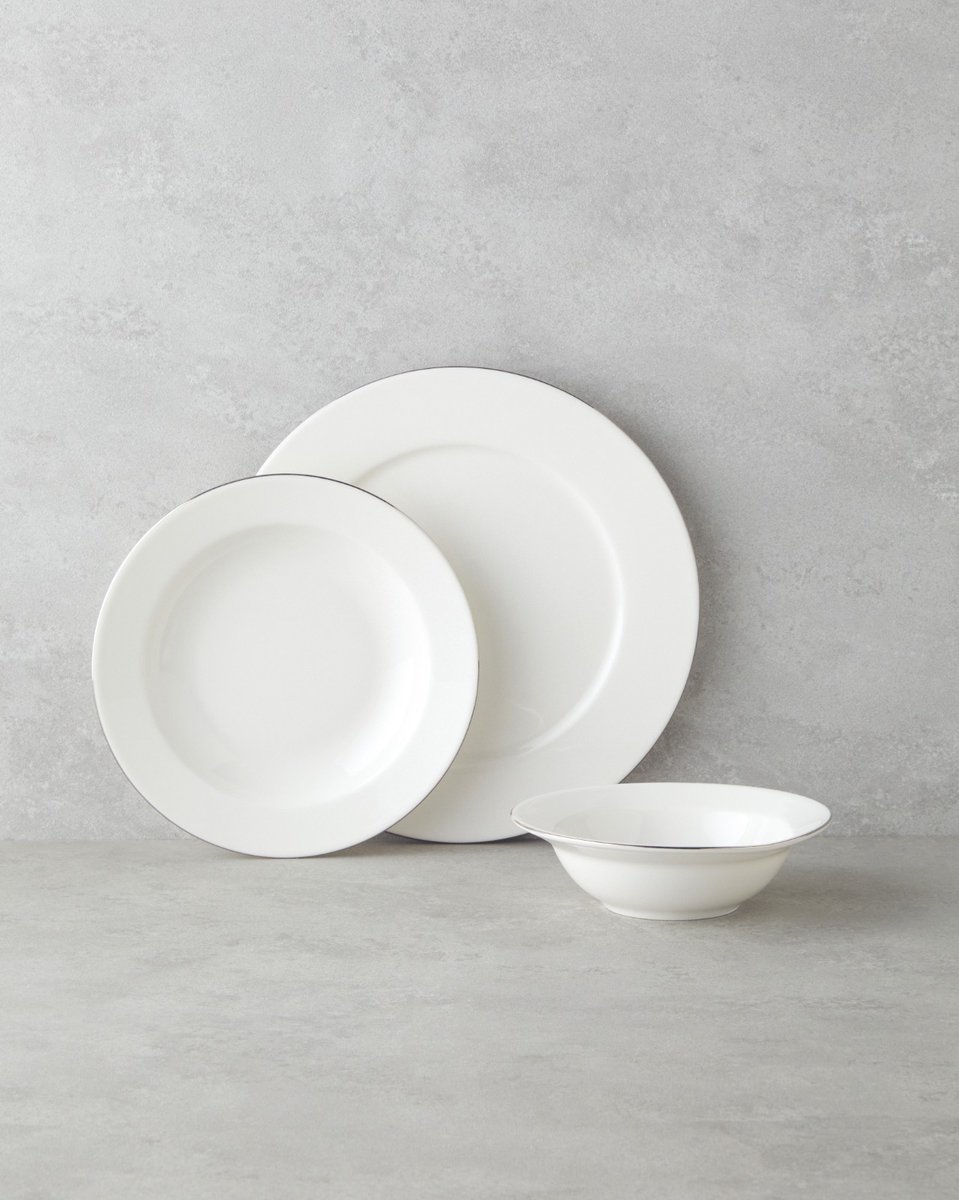 English Home tweet media