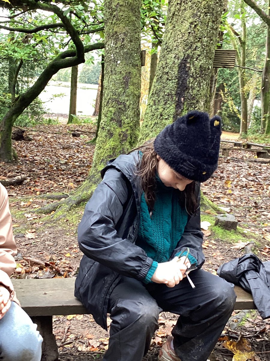 HorwichParishCE's tweet image. Group 10 survival skills #Lockerbie #hpy6