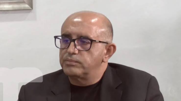 Bugün ne okumam lazım diyorsanız, bunu okuyun.

578 sayfalık Aziz İhsan Aktaş iddianamesinin en önemli bölümü: 

Neden Aziz İhsan Aktaş, Al Capone’un, Arsen Lüpen’in yarışamayacağı, dünyada eşi benzeri olmayan, bir ilki başarmış, kriminoloji literatürüne damgasını vuracak bir suç