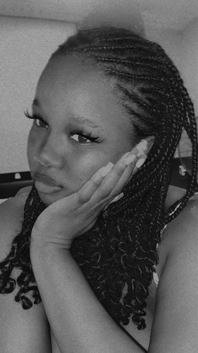 iam_vickiii's tweet image. Hello X !
My name is Victoria. A Virtual Assistant and Content Writer that keeps your business organized and your content effective.
When I’m not losing sleep crafting engaging blog posts and articles , I’m taming chaos into neat & organized spreadsheets.
Let’s connect 💕
