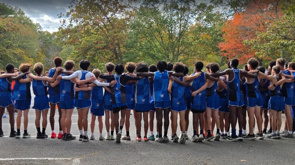 Girls and Boys Cross Country WIN the Babylon Bowl! psqr.io/h5Viti5bhj via <a href="/ParentSquare/">ParentSquare</a>