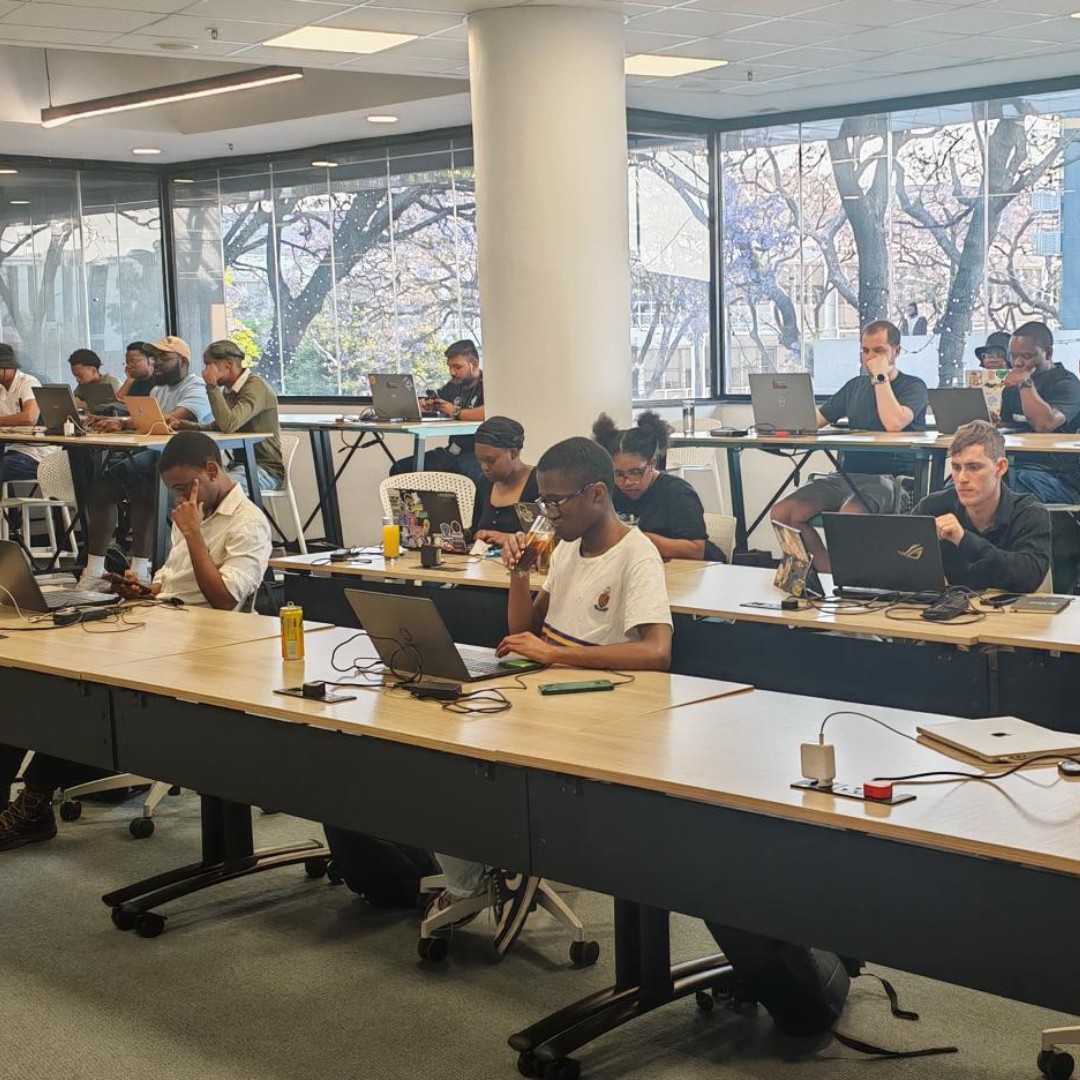 bbdsoftware's tweet image. We brought the heat! 🔥 The @AWS Coding Challenge in Johannesburg was an absolute blast! We were proud to host some coding wizards, using Amazon Q Developer to crush the challenges and compete for some sweet prizes. Huge congrats to all the participants and especially our top…
