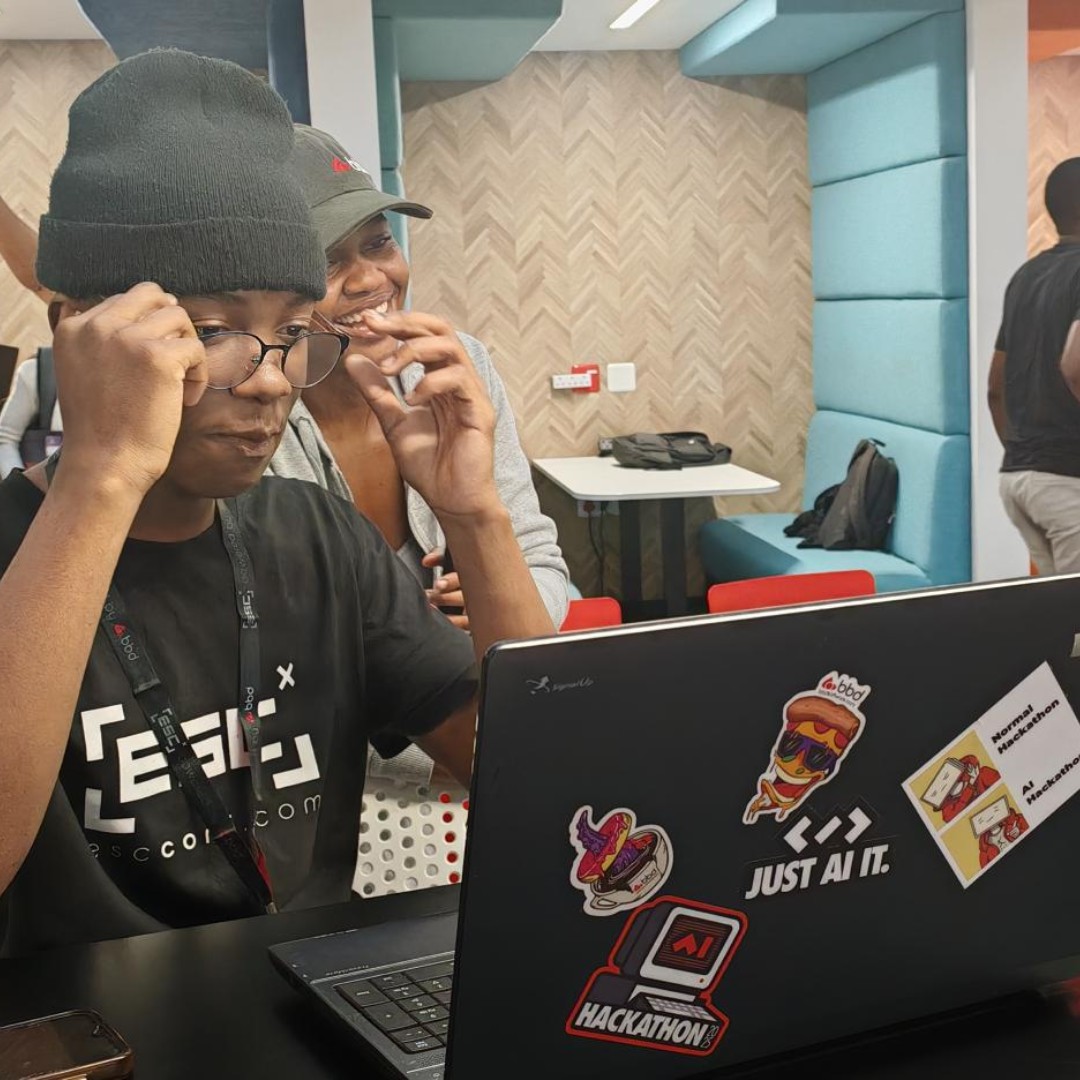 bbdsoftware's tweet image. We brought the heat! 🔥 The @AWS Coding Challenge in Johannesburg was an absolute blast! We were proud to host some coding wizards, using Amazon Q Developer to crush the challenges and compete for some sweet prizes. Huge congrats to all the participants and especially our top…
