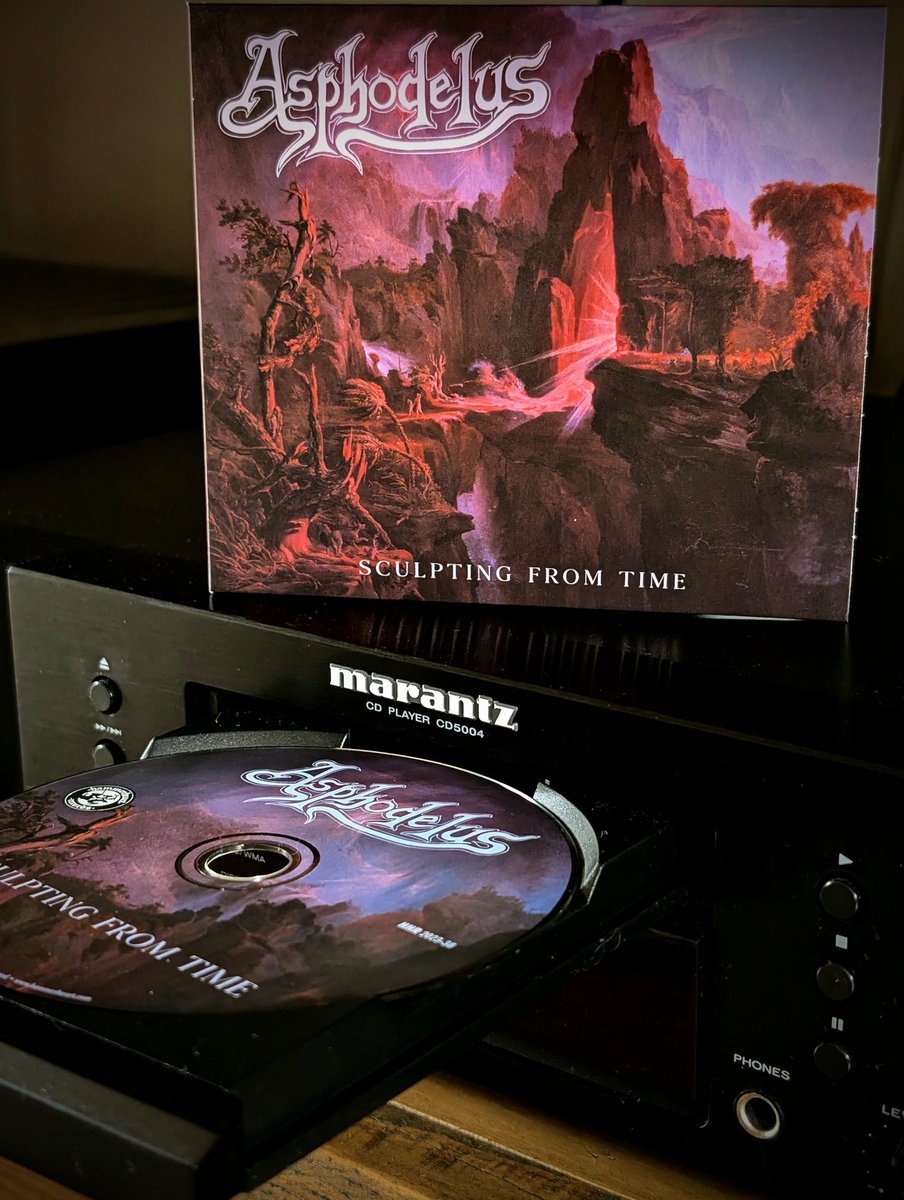 Jeżeli ktoś miał ochotę na podróż do czasów klimatycznego grania z połowy lat 90-tych, to proszę bardzo. Istny wehikuł czasu, ale bez cytatów, klisz, copy &amp; paste. #metalowyjazgot