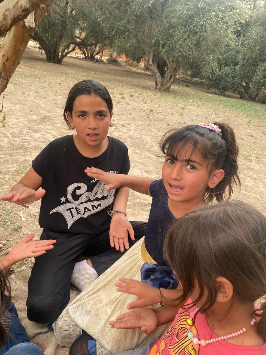 Their father was killed. Their mother is sick. Mira and Lulu live in a damaged tent, caring for wounded siblings while starving themselves. They need food. They need dignity.

👉 chuffed.org/project/131735…
