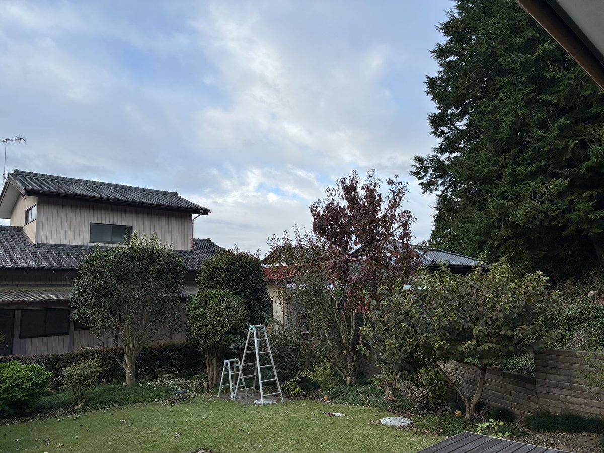 栃木県にて高校の芸術鑑賞会に呼んで頂き、皆で演奏してきました！
高校生の皆さん大盛り上がりで素晴らしい2時間強のコンサートになりました。
素敵な宿にも泊まれたし、有意義な二日間でした！