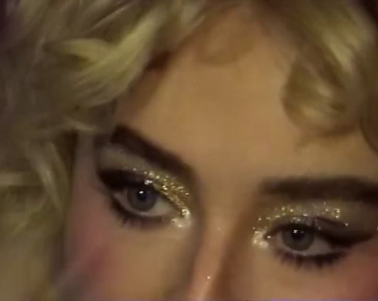 sabcutiepie's tweet image. sab eyes ☆