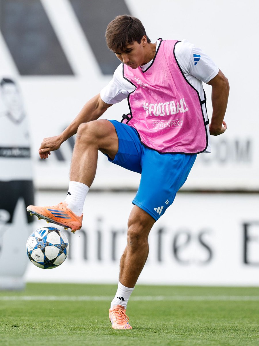 ⚽️ Final training session ahead of Juventus!
🙌 ¡Último entrenamiento antes del partido contra la Juventus!