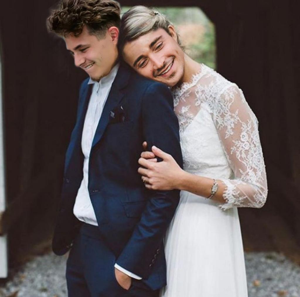 SainzNorriz's tweet photo. They're married guys!! Finally 🥰😍
Poor Carlos 🤭
#charlando https://t.co/DTWh6GAzCl