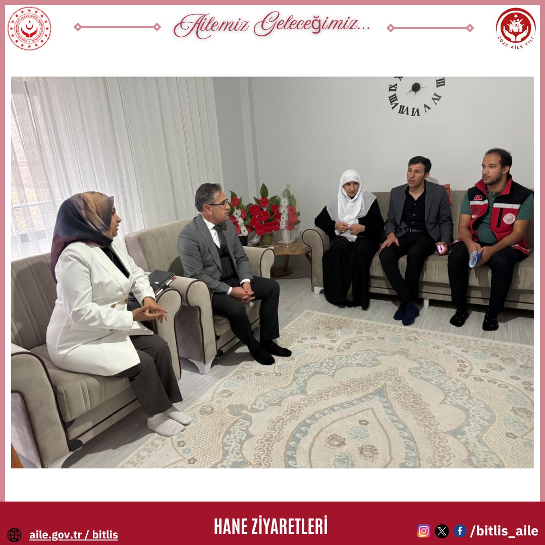 bitlis_aile's tweet image. 📌 AİLEMİZ GELECEĞİMİZ📌
2025 #AileYılı kapsamında çıktığımız bu anlamlı yolda, her ziyaret bir gönül kapısını aralıyor. 💕

📌İl Müdürümüz Vefa Akdoğan ve Bitlis SHM Kuruluş Müdür Yardımcımız Ayşegül Kaynak, Evde Bakım Hizmet Modelimizden yararlanan ailemizi evinde ziyaret…