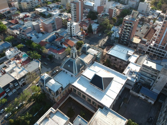 🏫 Estudiantes de EIS, en instancias nacionales de distintas olimpíadas

La Escuela Industrial Superior celebra el destacado desempeño de sus estudiantes, quienes han logrado acceder a las instancias nacionales de diversas olimpíadas del conocimiento.

ℹ️ unl.edu.ar/noticias/news/…