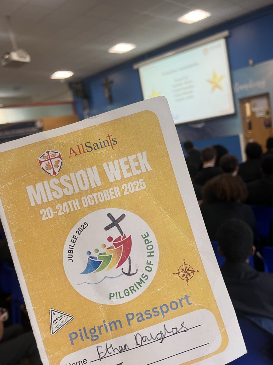 allsaintscsch's tweet photo. Mission Week is underway with a range of events and moments for all our young people to explore their faith; thank you to Fr Paschal for his contributions to the sessions so far @BrentwoodRC #MissionPossible #missionweek https://t.co/wDOq1GrXx2