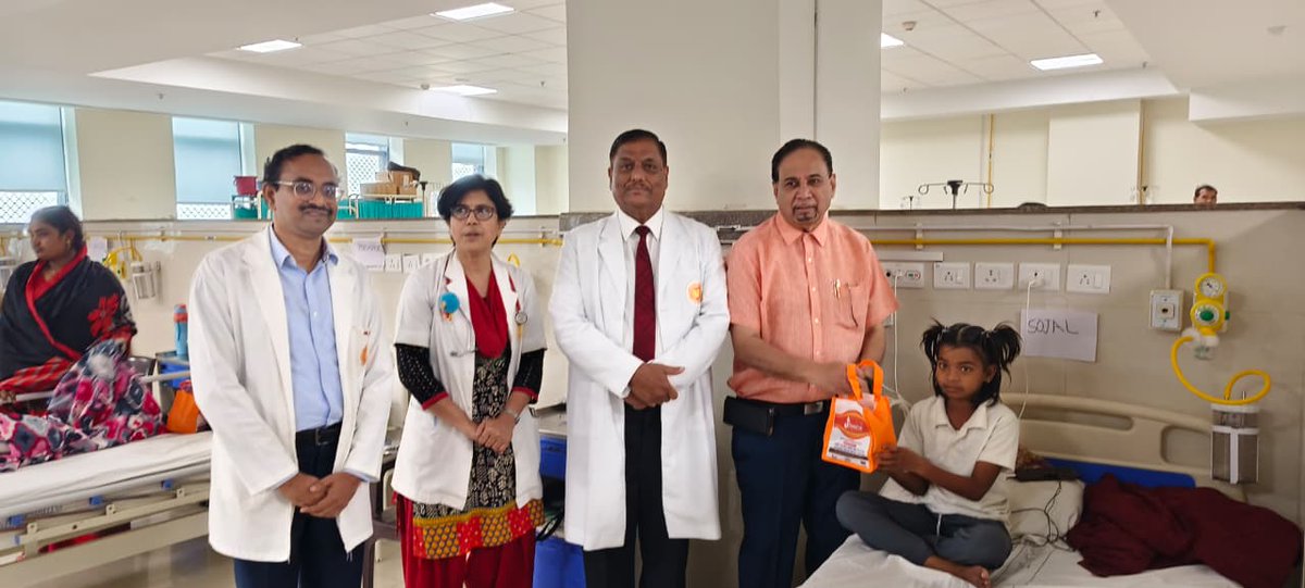 AIIMS Nagpur (@aiimsnagpur) on Twitter photo In a heartwarming #Diwali2025 celebration, the Pediatrics Ward <a href="/AIIMSNagpur/">AIIMS Nagpur</a> was lit with smiles as Executive Director, Dr. (Prof.) Prashant P. Joshi & renowned Pediatrician, Dr. Uday Bodhankar personally distributed gifts and sweets to children undergoing treatment. In a heartwarming #Diwali2025 celebration, the Pediatrics Ward <a href="/AIIMSNagpur/">AIIMS Nagpur</a> was lit with smiles as Executive Director, Dr. (Prof.) Prashant P. Joshi & renowned Pediatrician, Dr. Uday Bodhankar personally distributed gifts and sweets to children undergoing treatment.