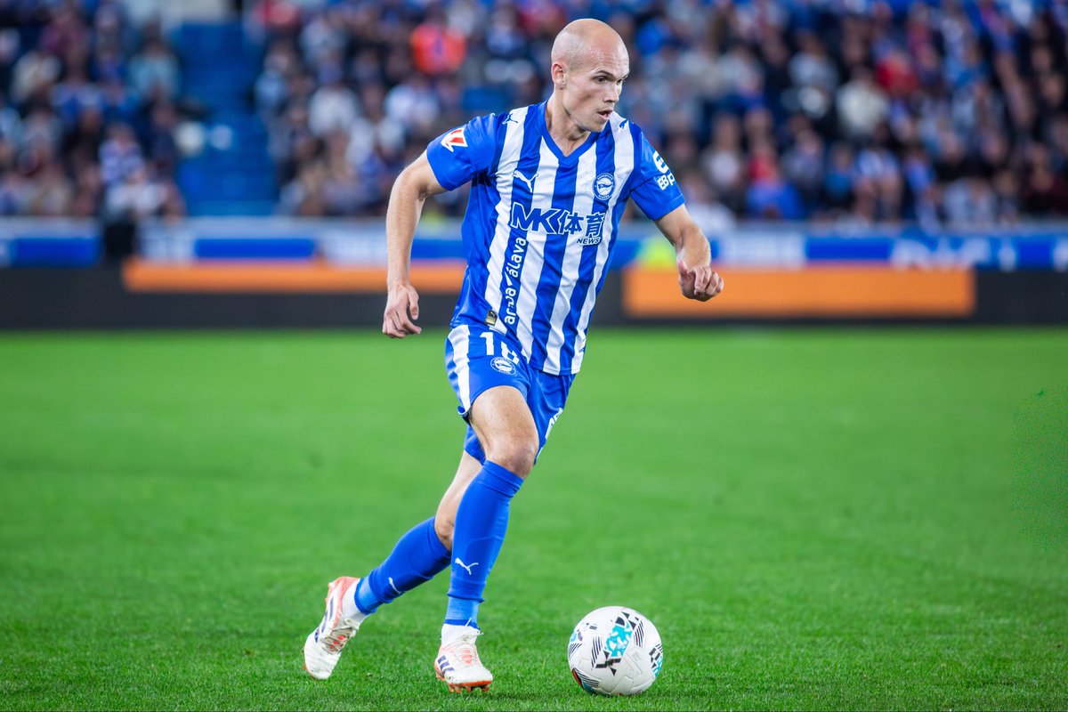 Gehio merezi genun baño aurrea segiber deu!
Merecimos más, pero toca seguir 💙🤍 <a href="/Alaves/">Deportivo Alavés</a> 💪 #GoazenGlorioso 🔜 #RayoAlavés