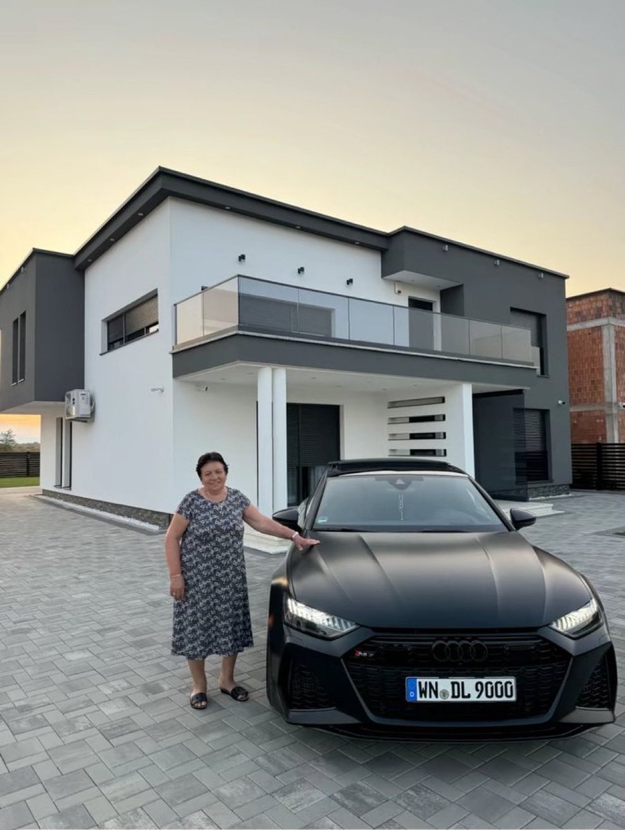 Anneni mutlu etmek istediğini biliyorum. Umarım bunu başarırsın, hakediyorsun.