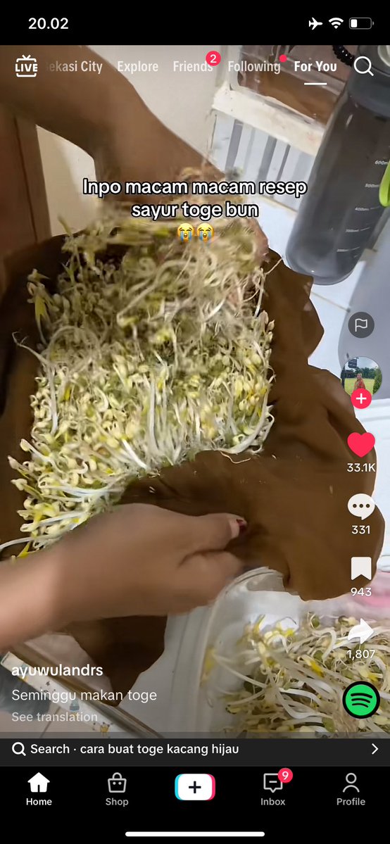 helloit77796535's tweet image. bro.. ig i know what to do, toge panjang kan susah ya ditemuin yauda gue bakal tanem sendiri
#seeyaonmyupdate #cannotwait #budidayatoge #excited
the inspo: