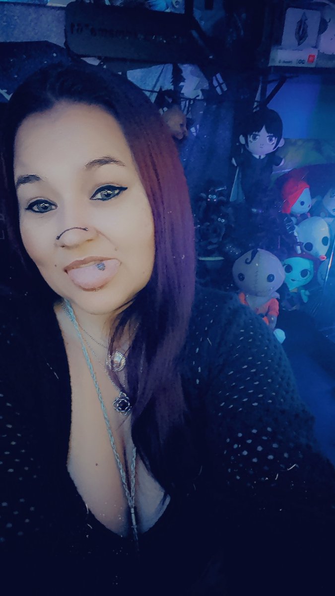 Will <a href="/CraigCouser/">CraigyCoo</a> stand me up for games again?
Twitch.tv/southernmama761