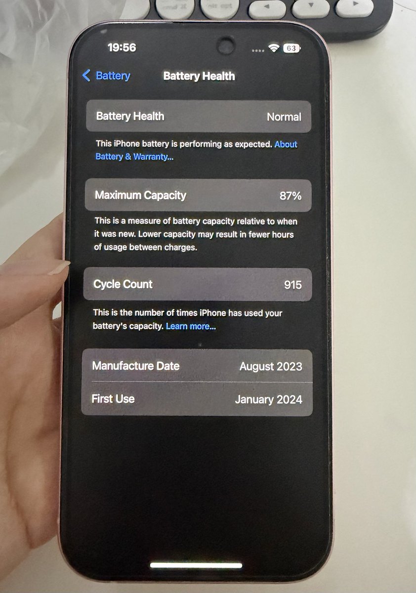 1kidts's tweet photo. ส่งต่อ Iphone 15 128 gb สีชมพู สภาพใหม่ มีกล่อง ประกัน apple care+
19500฿ นัดรับรังส้ต ปทุม กทม
#ส่งต่อไอโฟน #ส่งต่อiphone #ส่งต่อโทรศัพท์ #ตลาดนัดiphone https://t.co/DlHlYbDiX7