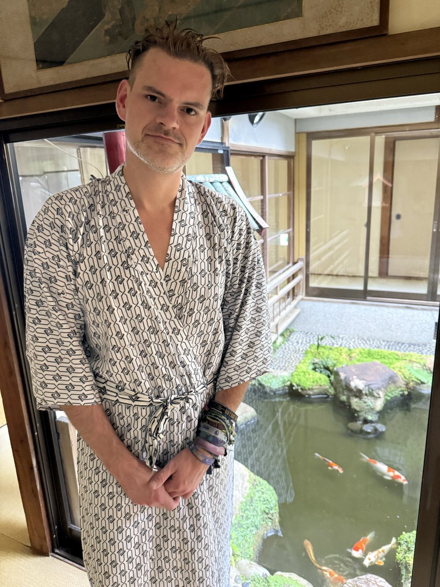 BadToxic's tweet photo. #Yukata after #Onsen in our first #stay: #Minshuku #Katsuya in #Shirahama, #Wakayama, #Japan.

#traditionalJapanese #traditional #Koi #KoiFish #JapaneseGarden #MinshukuKatsuya #hostel #hotel #ryokan #airbnb #Unterkunft #Bleibe #futon #Japanese #Nihon #日本 #Nippon #vacation #Urlaub #trip #Asia @umiizza
