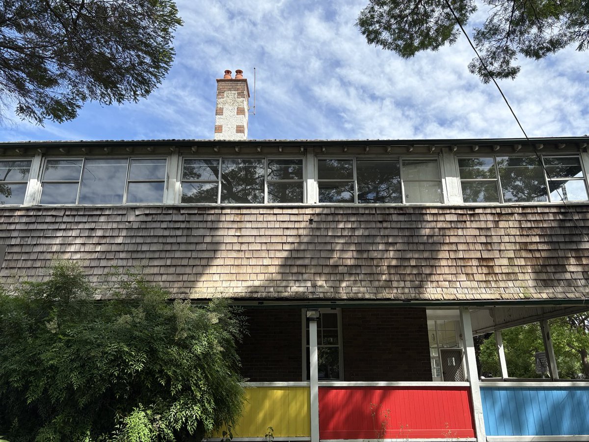 CLAN_AU's tweet image. Visited Church of England Girls’ Home in Weldon St #Burwood NSW last week
It was sold for $11 Million‼️in Feb 25 
Written to new owners to ask for objects for AOM before it gets demolished 
Sign,White cross, some shingles bricks etc 

#OurHistoryMatters 

⁦@hugh_mcdermott⁩