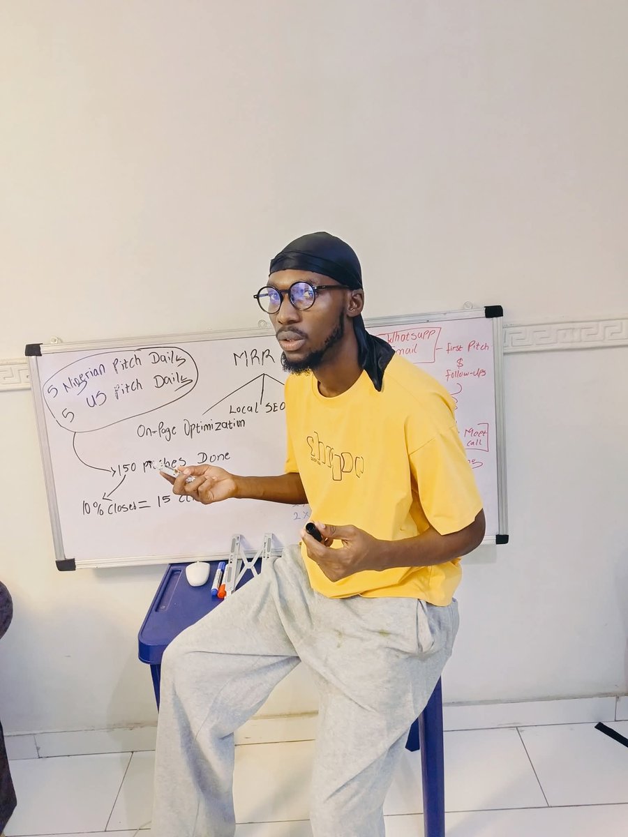 CopyGoddd's tweet image. 𝐌𝐨𝐬𝐭 𝐥𝐨𝐜𝐚𝐥 𝐛𝐮𝐬𝐢𝐧𝐞𝐬𝐬𝐞𝐬 𝐧𝐞𝐯𝐞𝐫 𝐫𝐚𝐧𝐤 𝐛𝐞𝐜𝐚𝐮𝐬𝐞 𝐭𝐡𝐞𝐲 𝐬𝐤𝐢𝐩 𝐭𝐡𝐞 𝐛𝐚𝐬𝐢𝐜𝐬...

Here’s what moves the needle fast:

1. Optimize GBP for search terms
2. 10–30 reviews/month
3. Build pages per service + city
4. Link them together
👇🏾👇🏾