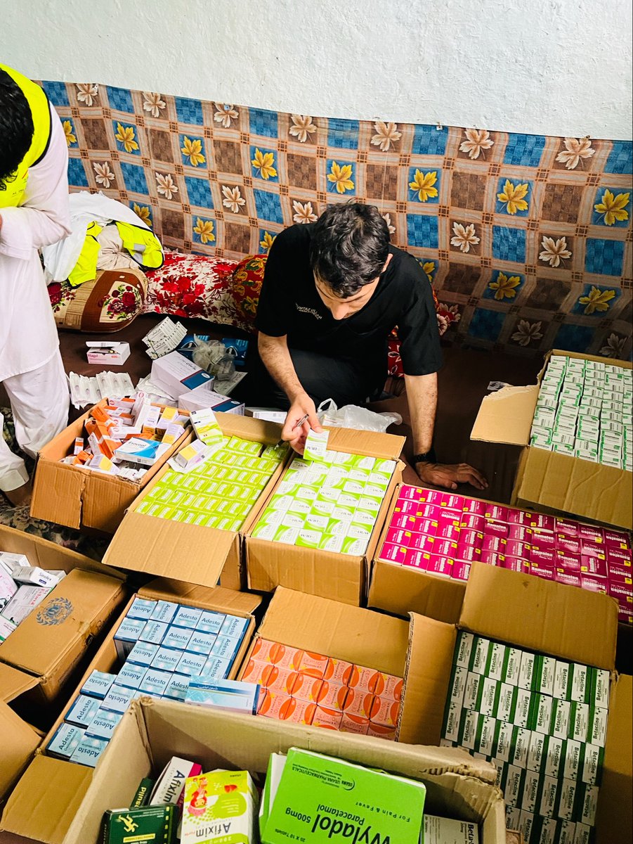society4youth's tweet photo. Our "Cluster Model" in Action. The success of this demanding mission (reaching hundreds of beneficiaries) proves our model works.. #ClusterModel #LocalLeadership #SocietyForYouth #Impact #FRI25 #FloodReliefInitiative #Grassroots #Partners #BroadbasedOrganizing https://t.co/ABJGn8zcPa